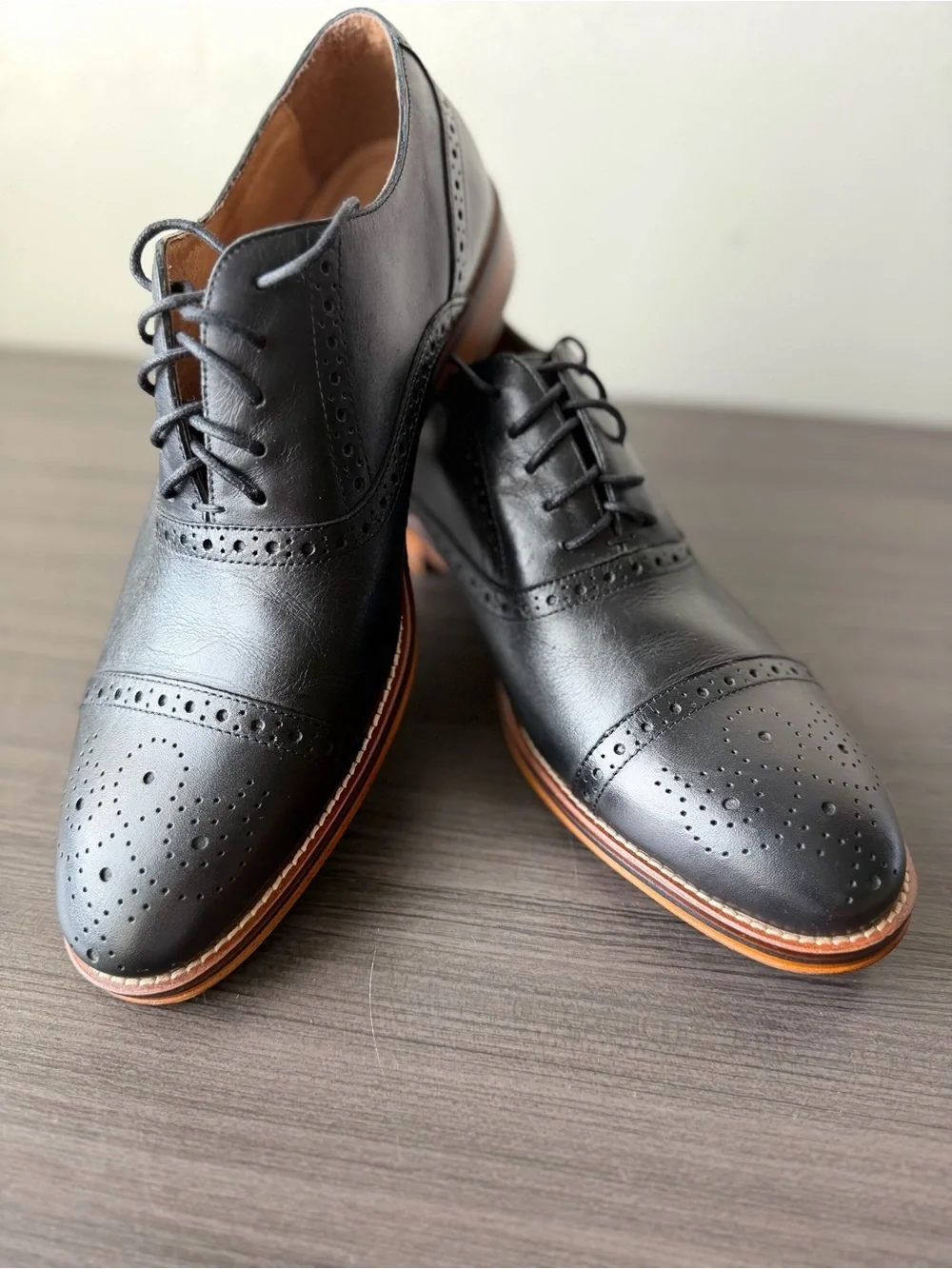 New Johnston & Murphy Mens 10.5 M Black Leather Oxford Brogue Wingtip Shoes